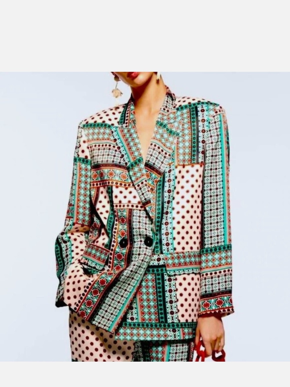 ZARA Retro Patchwork Printed Multicolor Satin-Effect Blazer and matching pants - Picture 4 of 10